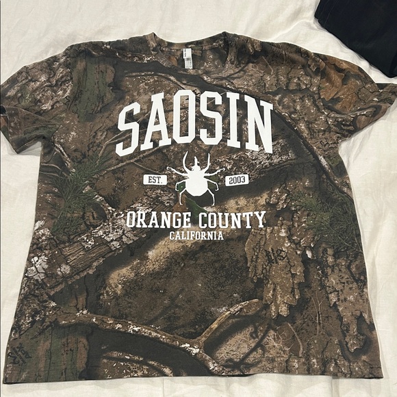 Other - NWT Saosin camo shirt